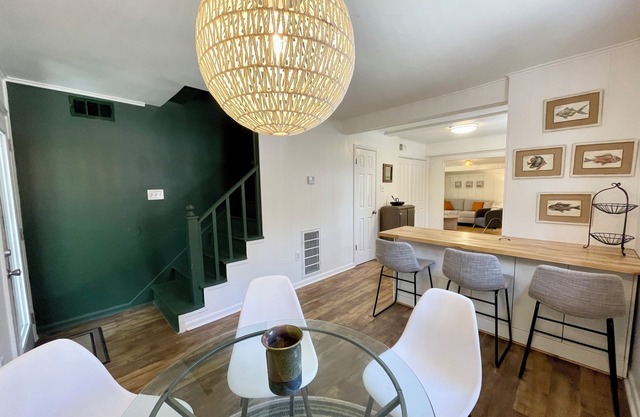 Unique 2 BED/2.5 Bath BARN in Covington LA