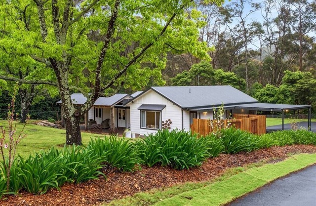 Unique and secluded Poppy Cottage