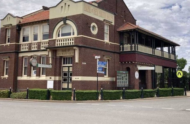 Unique, Charming Accommodation in the Heart of Town