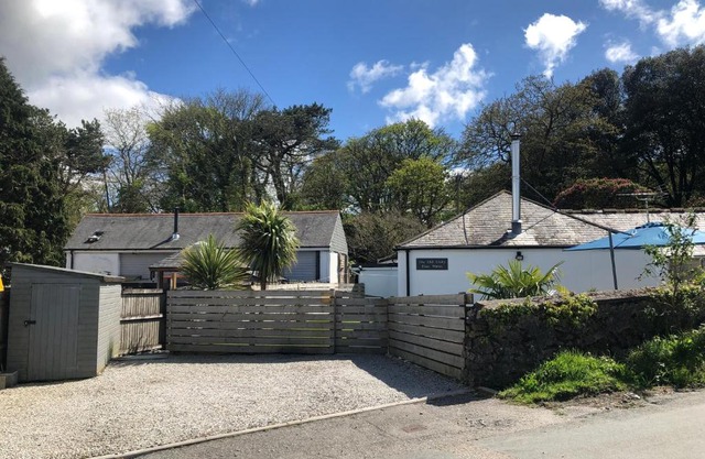 UNIQUE CORNISH COTTAGE CONVERSION Central location