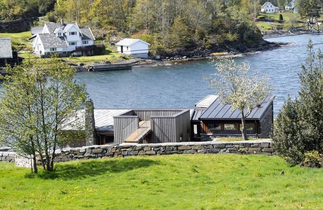 Alojamiento de 3 habitaciones en Sjernarøy