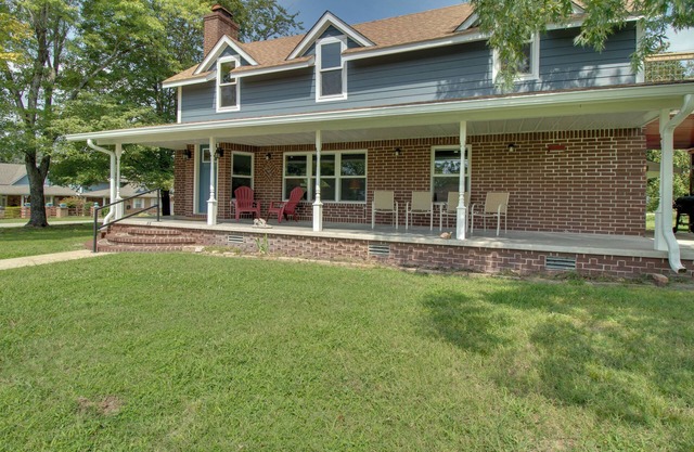 Unique Cotter Getaway w/ Deck & Outdoor Dining!