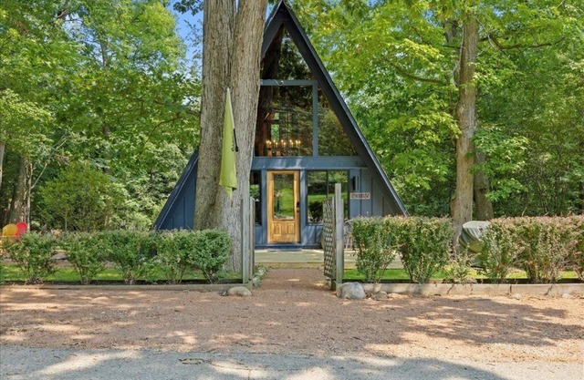 Unique & Cozy A-Frame Getaway