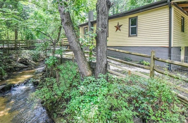 Asheville Creekside Bungalow, a 12 minutos del centro. Duerme 8!