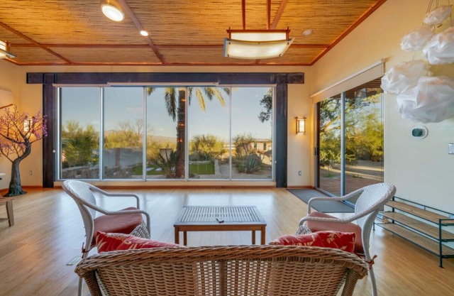 Unique Home / 3 BR 1 BA / Yoga / Peaceful Property