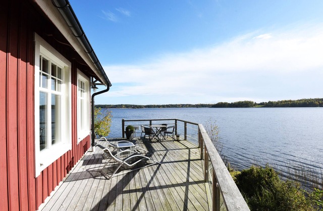 Unique house in Köpmannebro with fantastic lake plot | SE17008