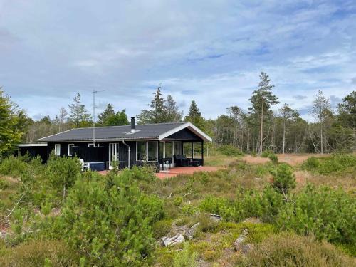 Unique Location On A Large Sunny Natural Plot