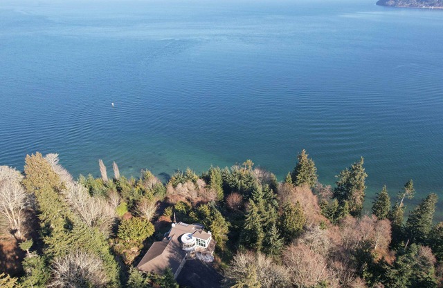 Unique Port Ludlow Home w/ 3 Decks & Hot Tub!