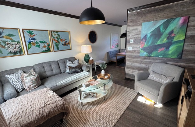 Unique, professionally designed amenity-rich 2-bedroom townhome in Uptown CLT
