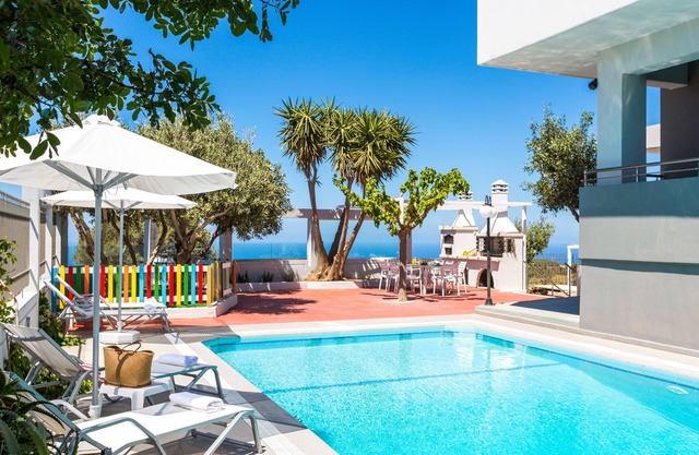 Vista única al mar - ¡Puesta de sol con total privacidad!Habitaciones con baños en suite-GIMNASIO