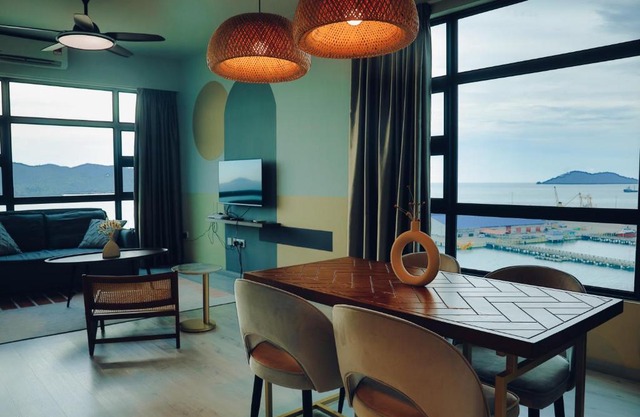 Unique Seaview Corner Unit, JQ CityCenter, Netflix