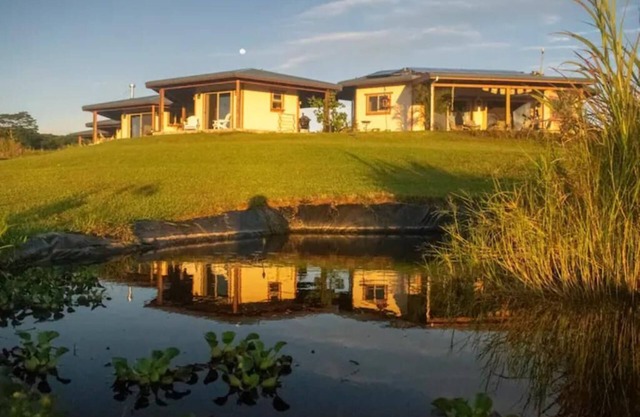 Exclusiva Villa Ecologica autosuficiente con vista al mar a 15 minutos de Hilo