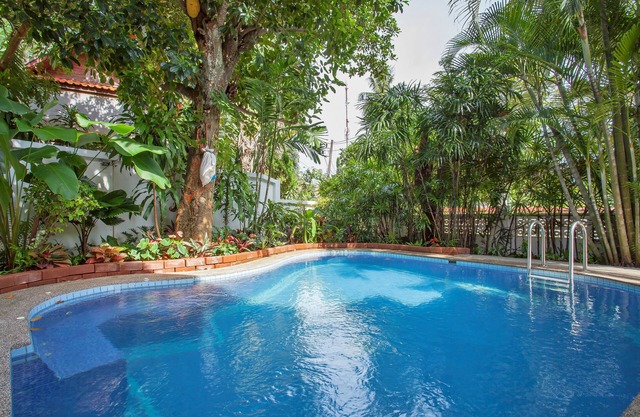 Unique Thai Style 4BR Pool Villa Nikkie