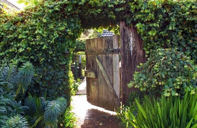 Única "Casita de jardín" vintage de 1880 en el pueblo de Mendocino