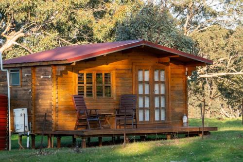 Unique Wooden Cabin for Couples - Frankland River Cabin