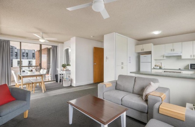 Unit 24 Fountain Court