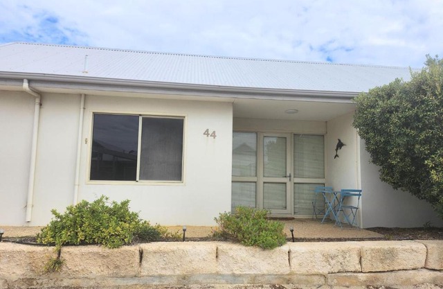 Unit 44 Seafront Estate