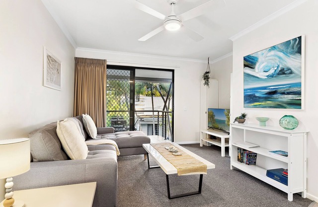 Unit 51 - Upstairs 1 Bedroom Unit in Noosaville Resort
