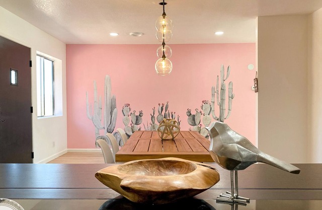 Unit #A: Escape to Wonderland with Amazing Views!