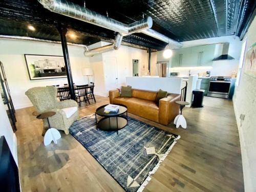 Unit C, The Kroger Lofts
