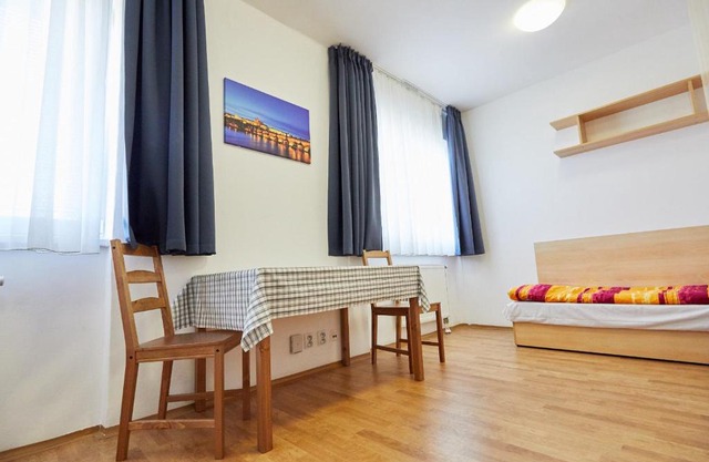 University Hotel