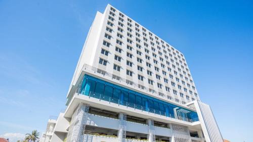 University Hotel UMY