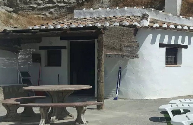 Casa inusual, semi-troglodita "Cuevas"