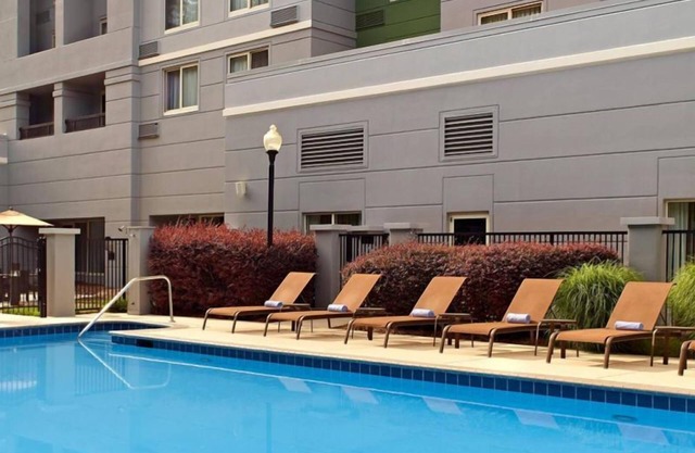 Unwind in Midtown Atlanta's Hospitality! 4 Kid-friendly Units! W/ Pool Access!