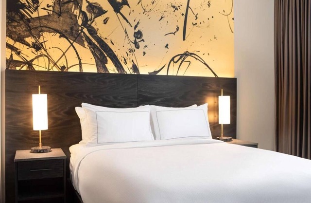 Unwind in Style and Comfort! Pet-friendly Property, Onsite Parking!