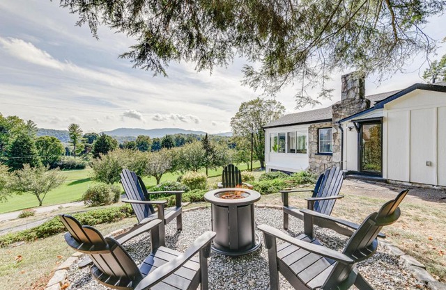 Updated and Modern Waynesville Cottage with Fire Pit