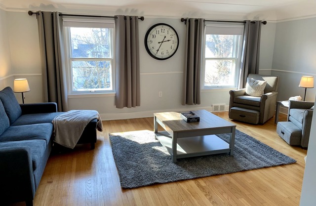 Updated charming 2ND unit city place with BIG yard