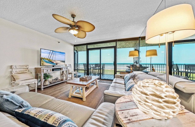 Sea Glass Resort, amplio condominio de 3 habitaciones, frente a la playa, playa sin manejo