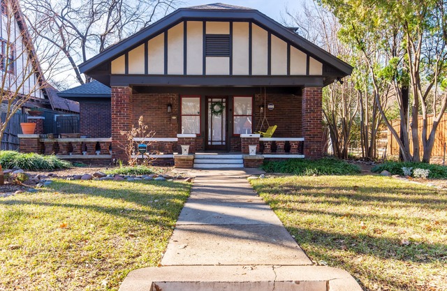 Updated East Dallas Home (Walkable to Lakewood)