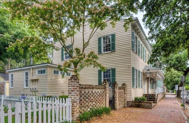 Updated Historic Villa with Parking & Walk to River St.
