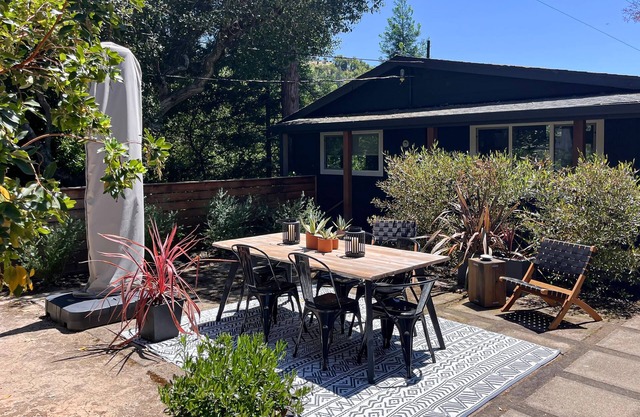 Updated home w/ bocce ball court, large yard, deck & grill - Russian River views