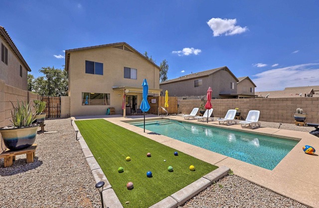 Updated Maricopa Retreat < 2 Miles to Golf!