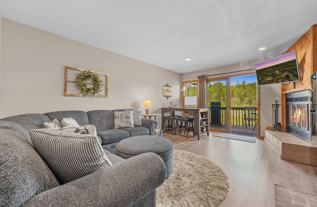 Updated Shanty Creek Condo Steps from Golf & Ski!