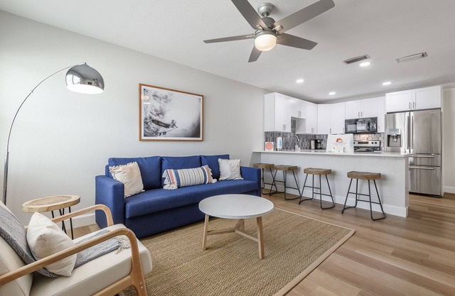 Updated Waterfront Condo in Apollo Beach