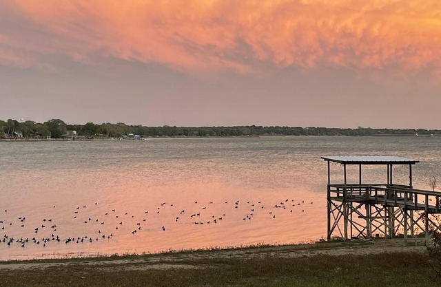 Updated Waterfront Lakehouse