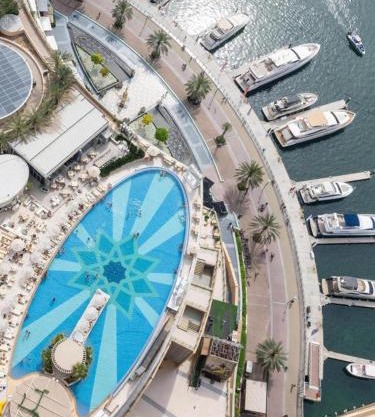 Upgraded Luxury Studio Apartment - Marina View - 5-Star Hotel Amenities