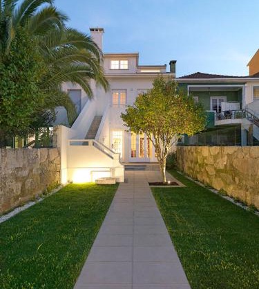 Uporto House Villa