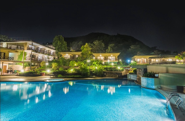 Upper Deck Resort - Stay and Relax at the Highest Peak Lonavala