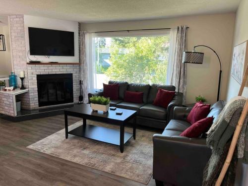 Upper Level Home in Grande Prairie