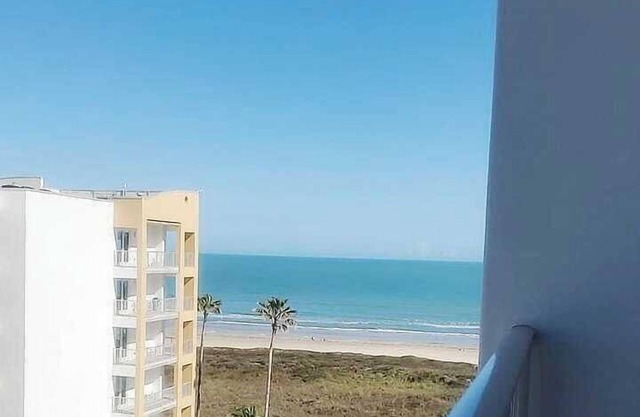 Precioso condominio de playa! Vistas increíbles y un precioso complejo!