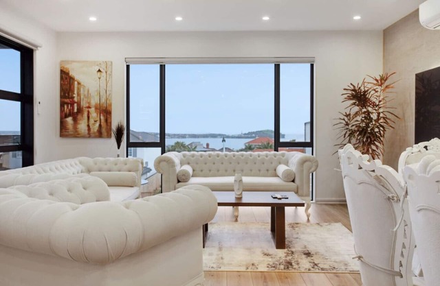 Upscale Abode with Lift, Sea and Skyline Views