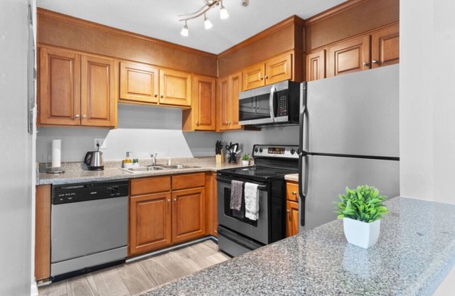 Upscale 2 Bed Suite—Mins to Downtown Raleigh!