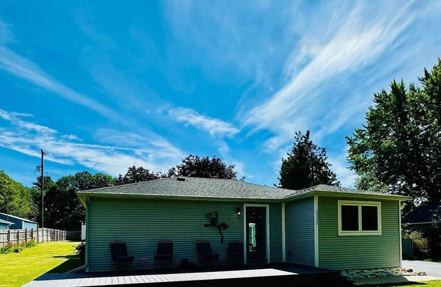 Upscale 3-bedroom house just 5 minutes from all that Ludington has to offer!