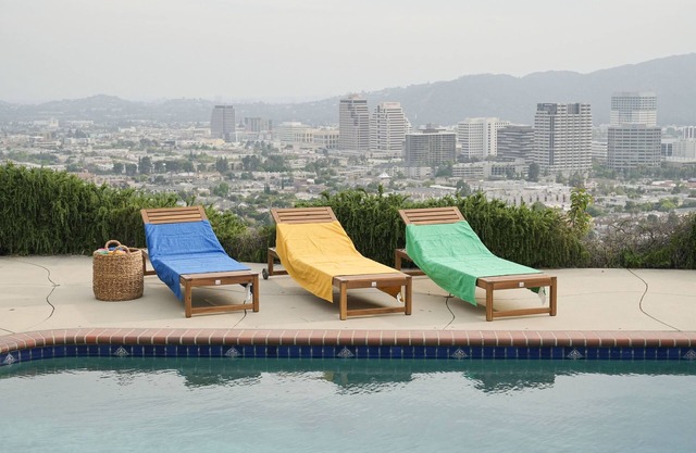 Upscale 3BDR House/w Stunning Views & Pool House