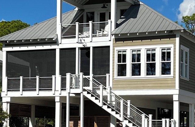 Upscale Beachfront Family Home on Carrabelle Beach-Florida's Least Crowded Beach