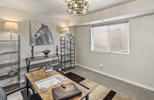 Upscale Luxurious Home Centrally Located